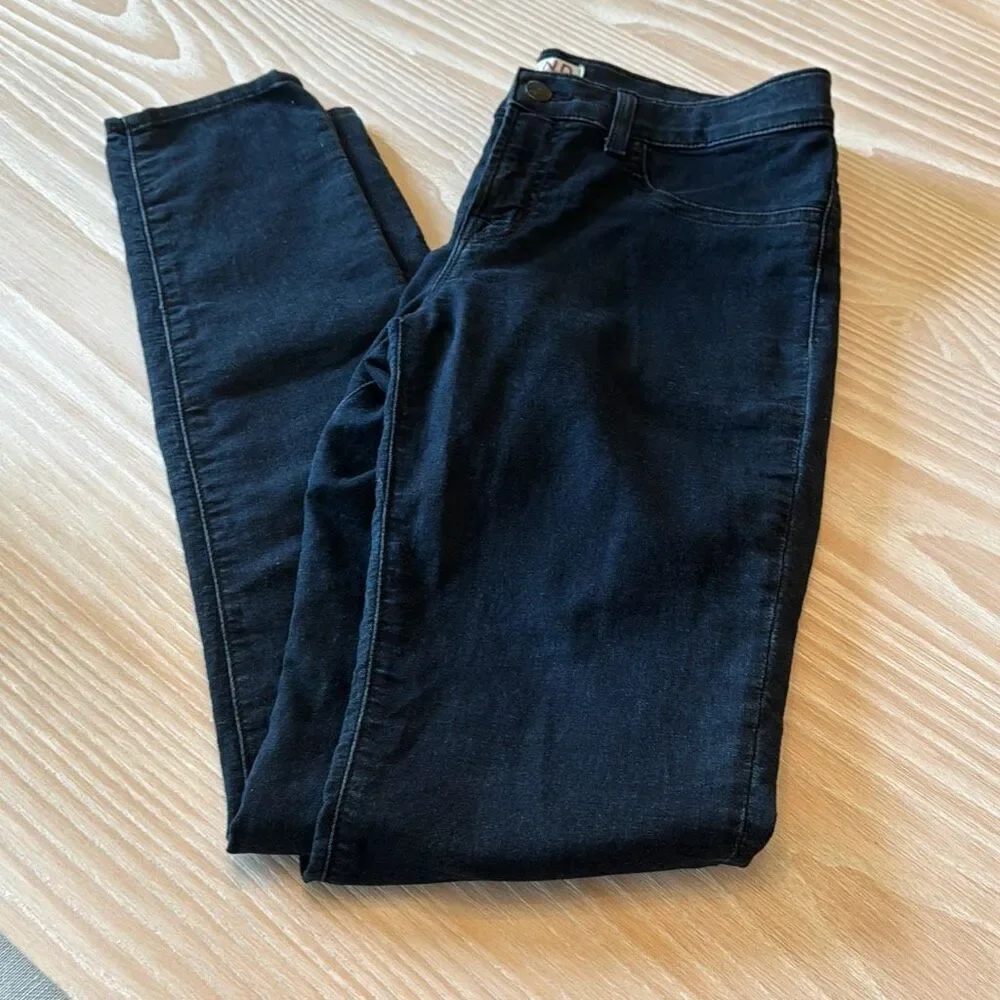 J Brand Legging Jean size 30